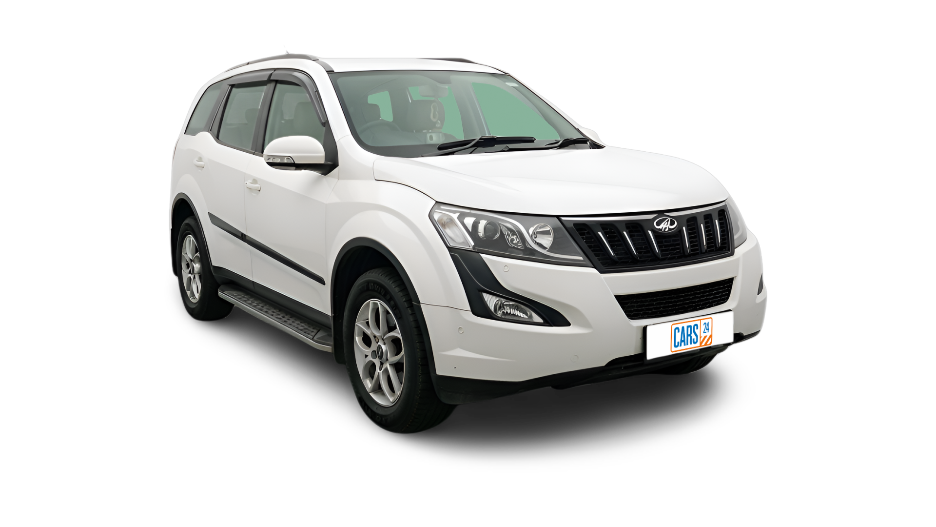 Mahindra XUV500-img